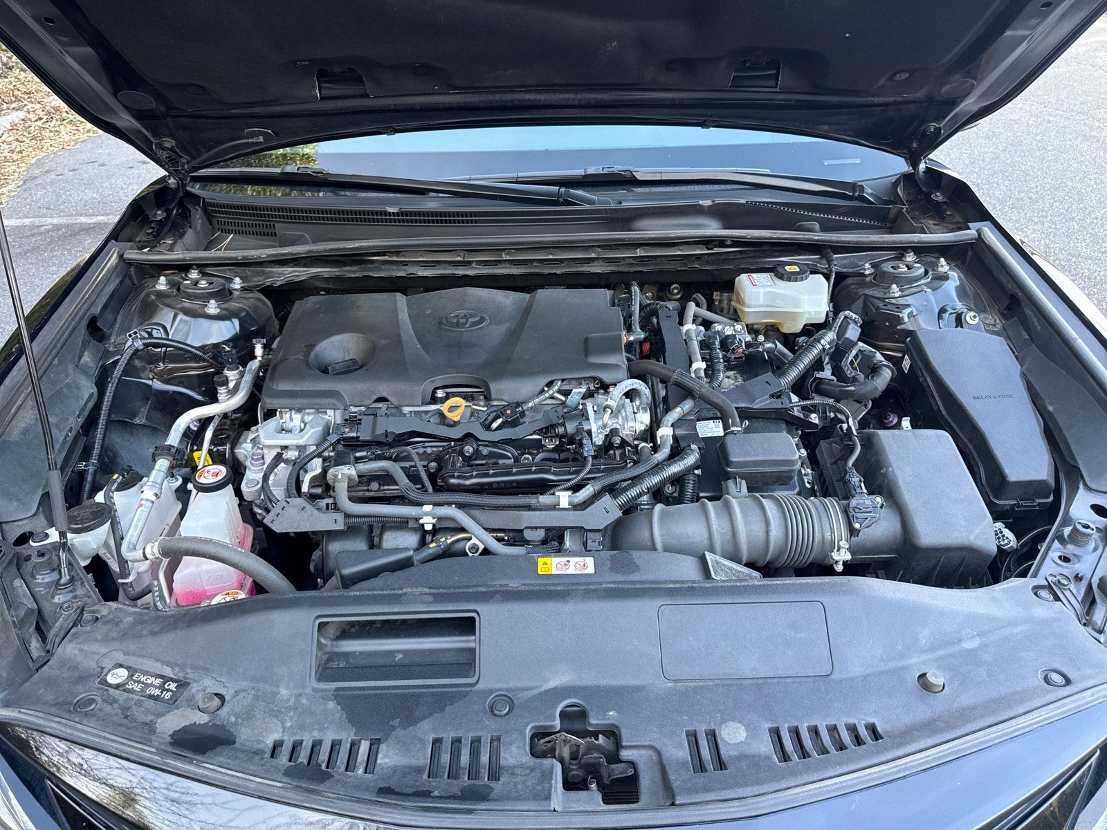 2022 Toyota Camry Hybrid LE