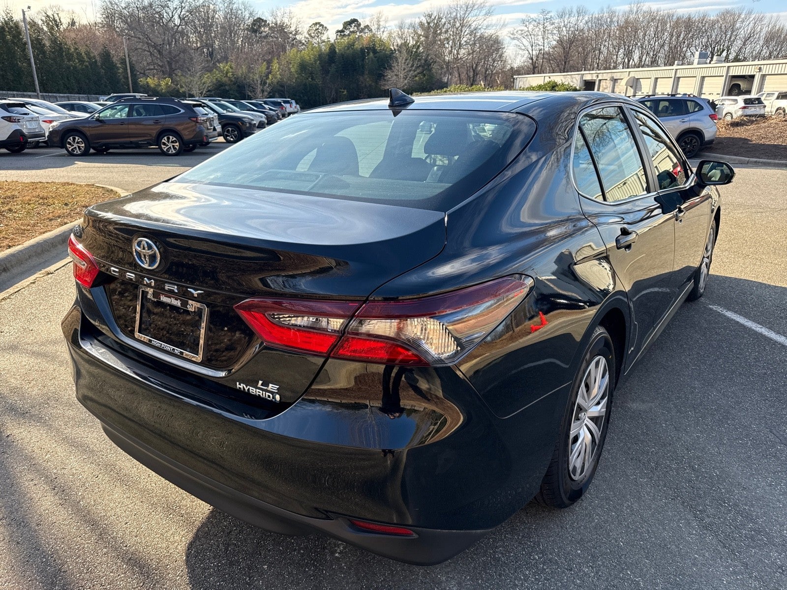 2022 Toyota Camry Hybrid LE