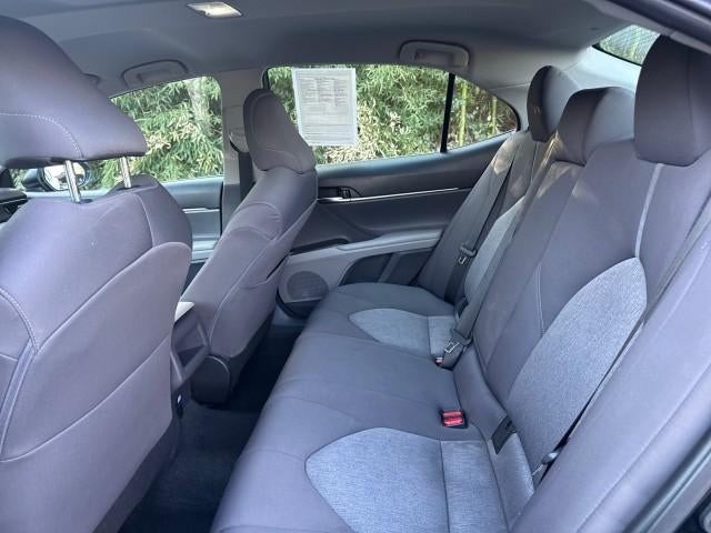 2022 Toyota Camry Hybrid LE