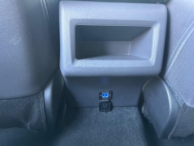 2022 Toyota Camry Hybrid LE