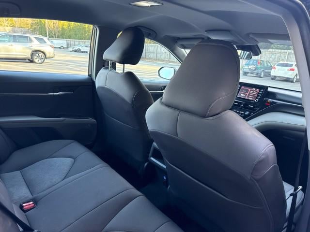 2022 Toyota Camry Hybrid LE