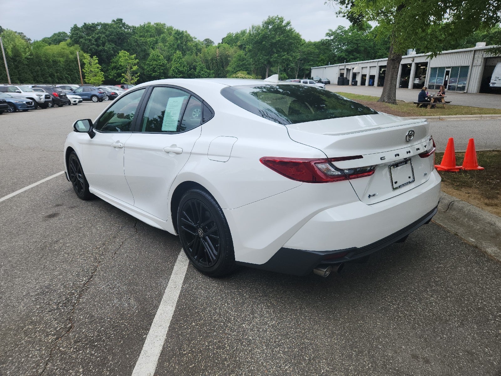 2025 Toyota Camry SE