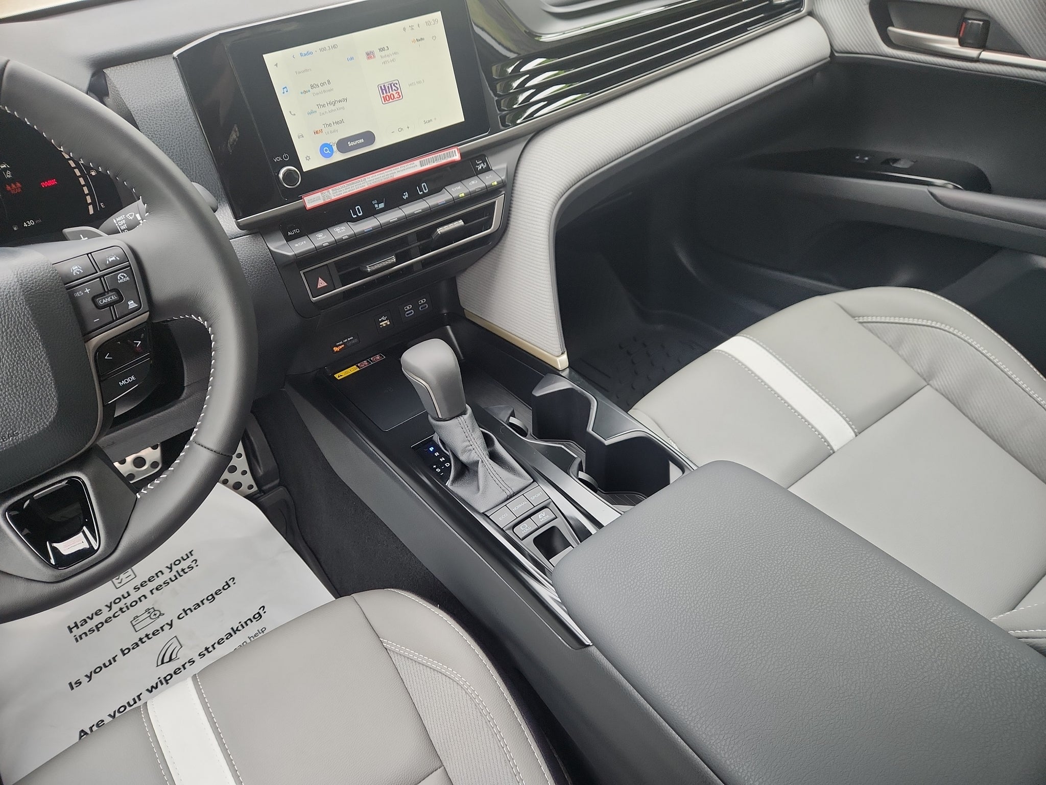 2026 Toyota Camry Hybrid SE