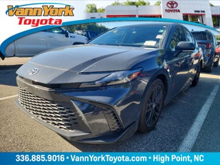 2025 Toyota Camry Hybrid SE