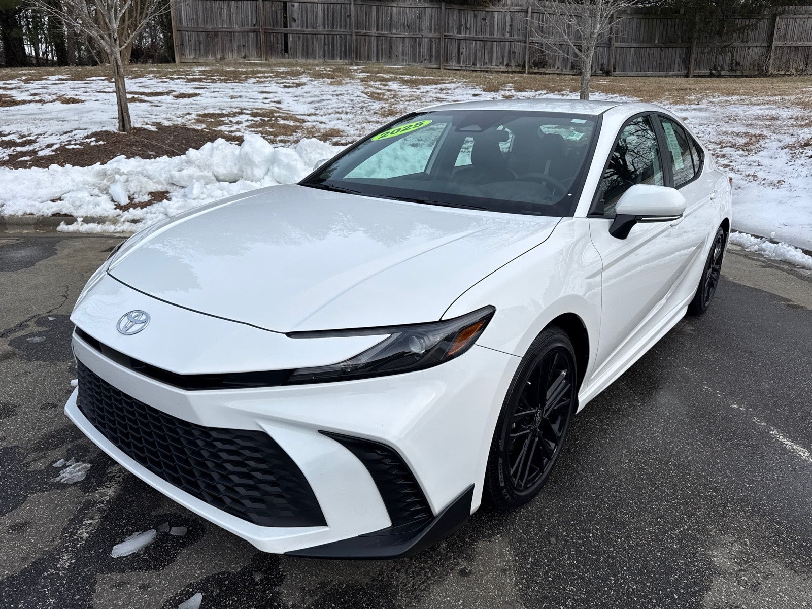2025 Toyota Camry SE