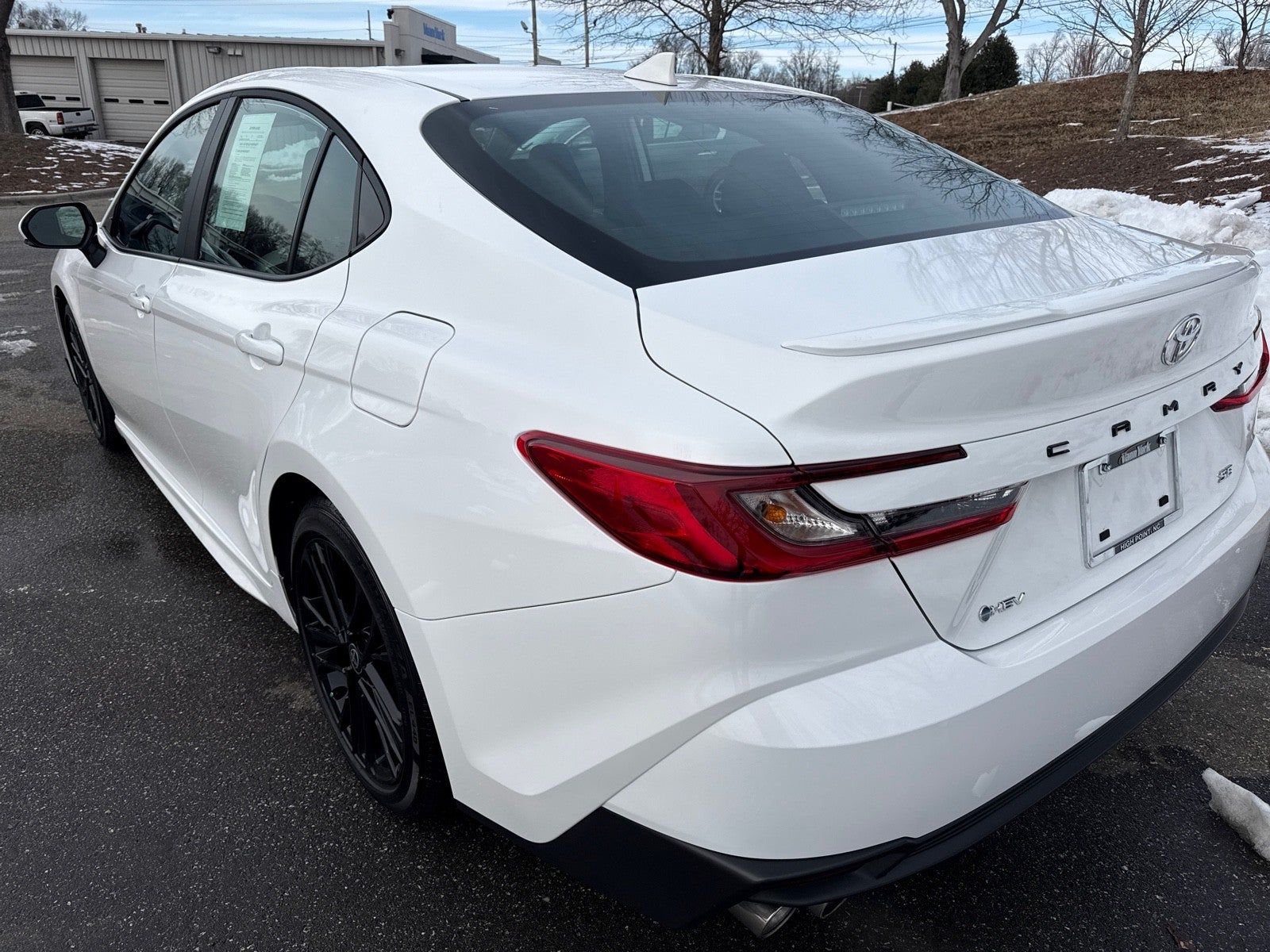 2025 Toyota Camry SE