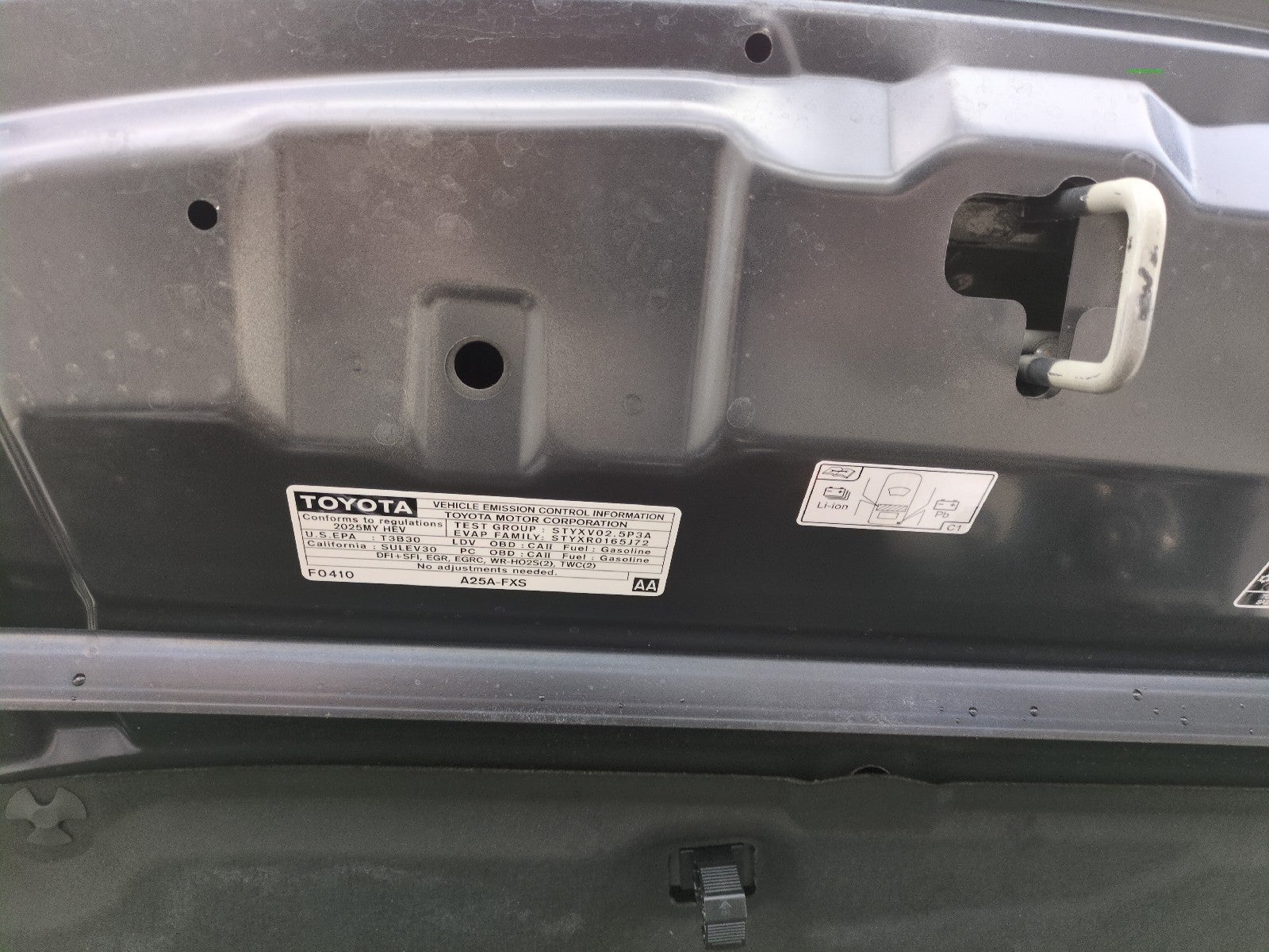 2025 Toyota Camry SE