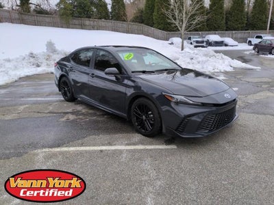 2025 Toyota Camry SE