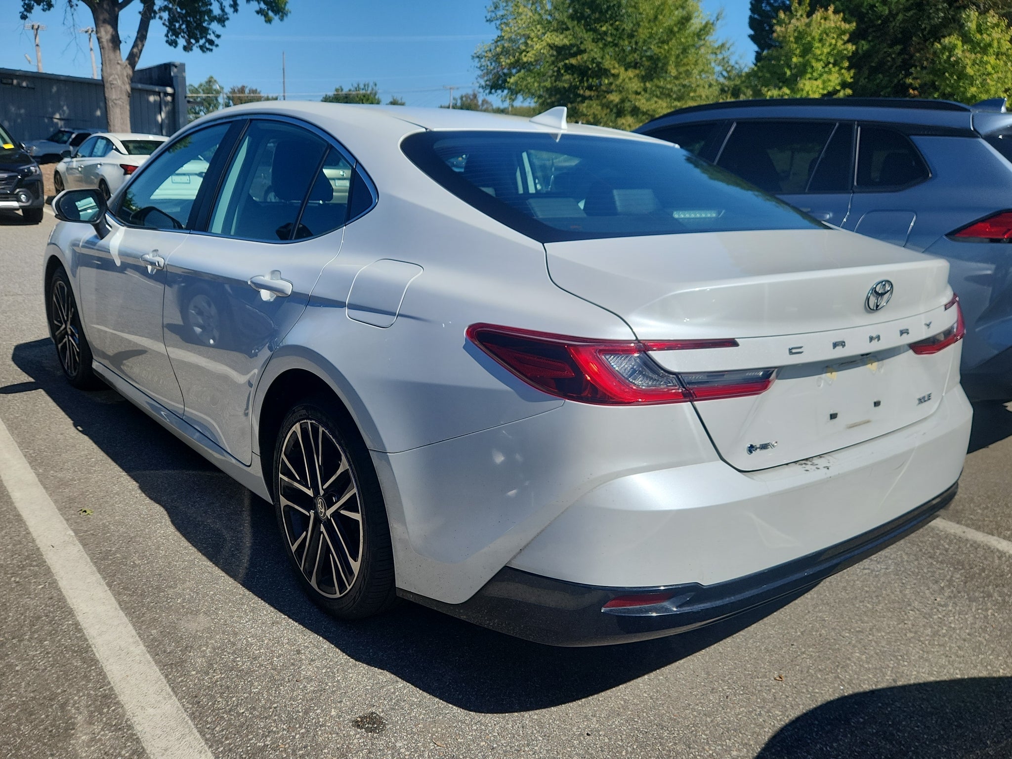 2025 Toyota Camry Hybrid XLE