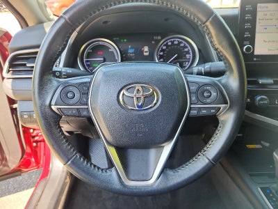 2022 Toyota Camry Hybrid XLE