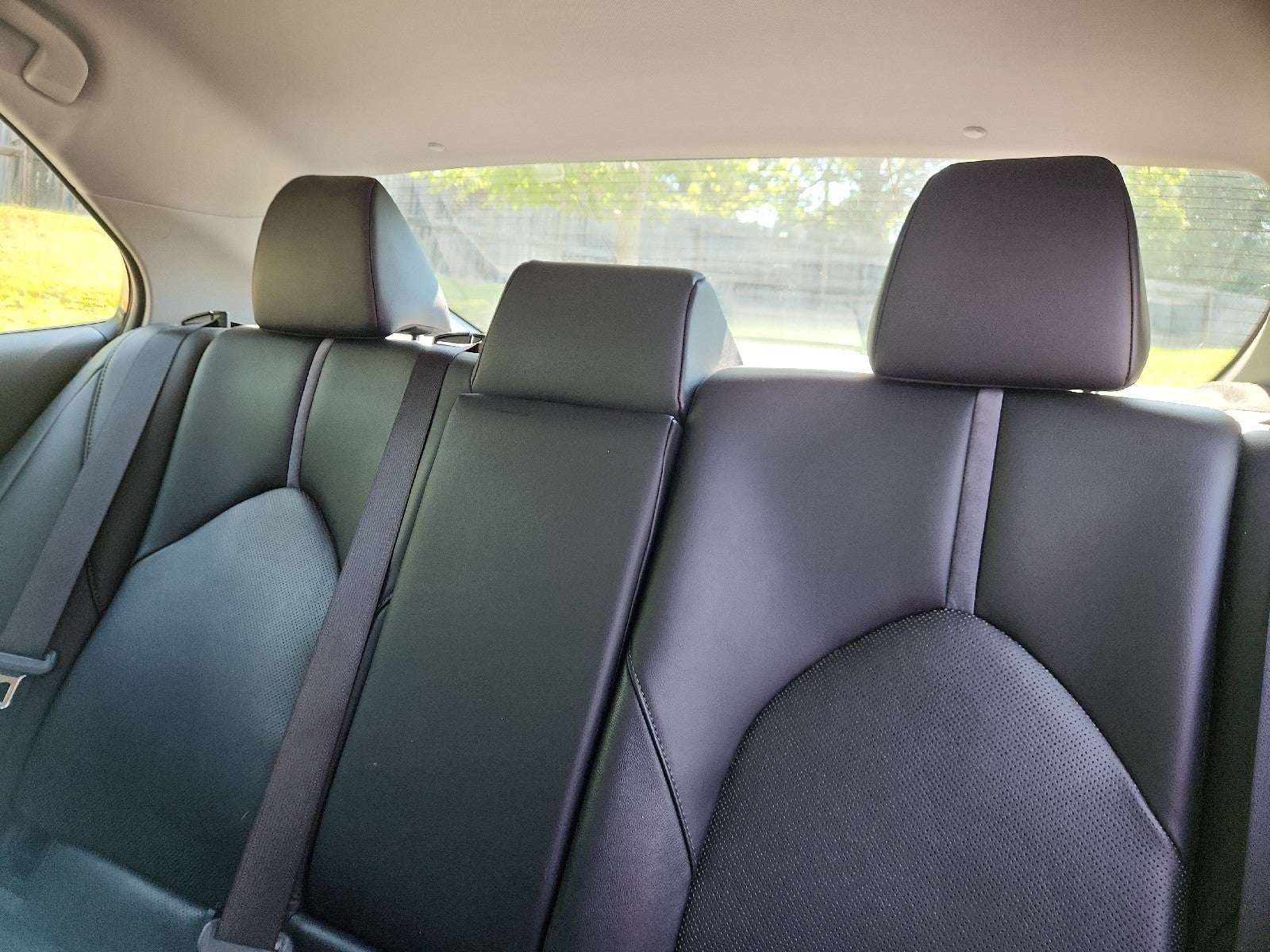 2022 Toyota Camry Hybrid XLE