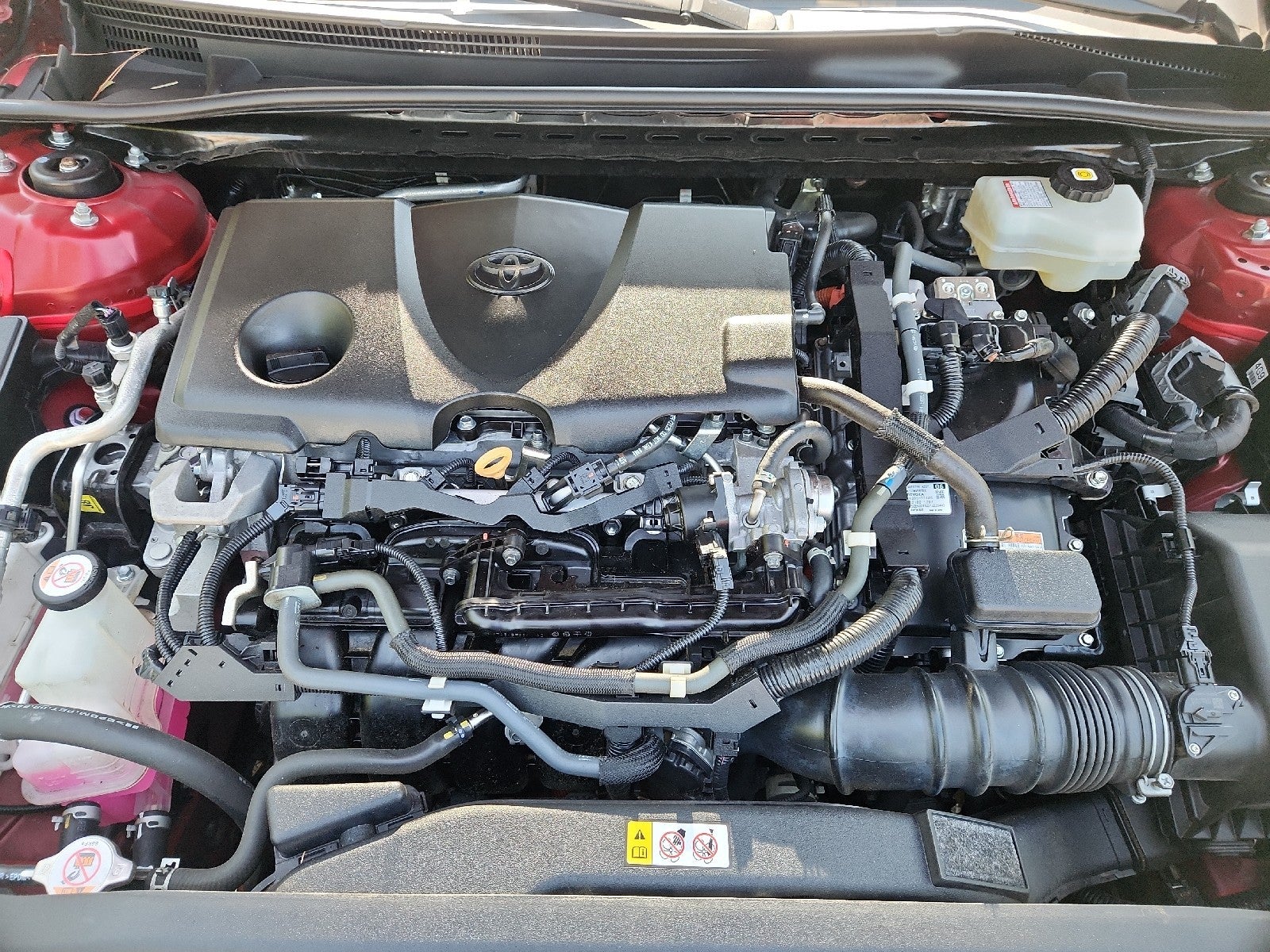 2022 Toyota Camry Hybrid XLE