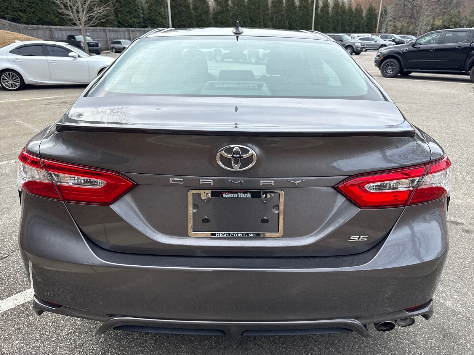 2020 Toyota Camry SE
