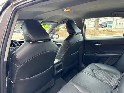 2020 Toyota Camry SE