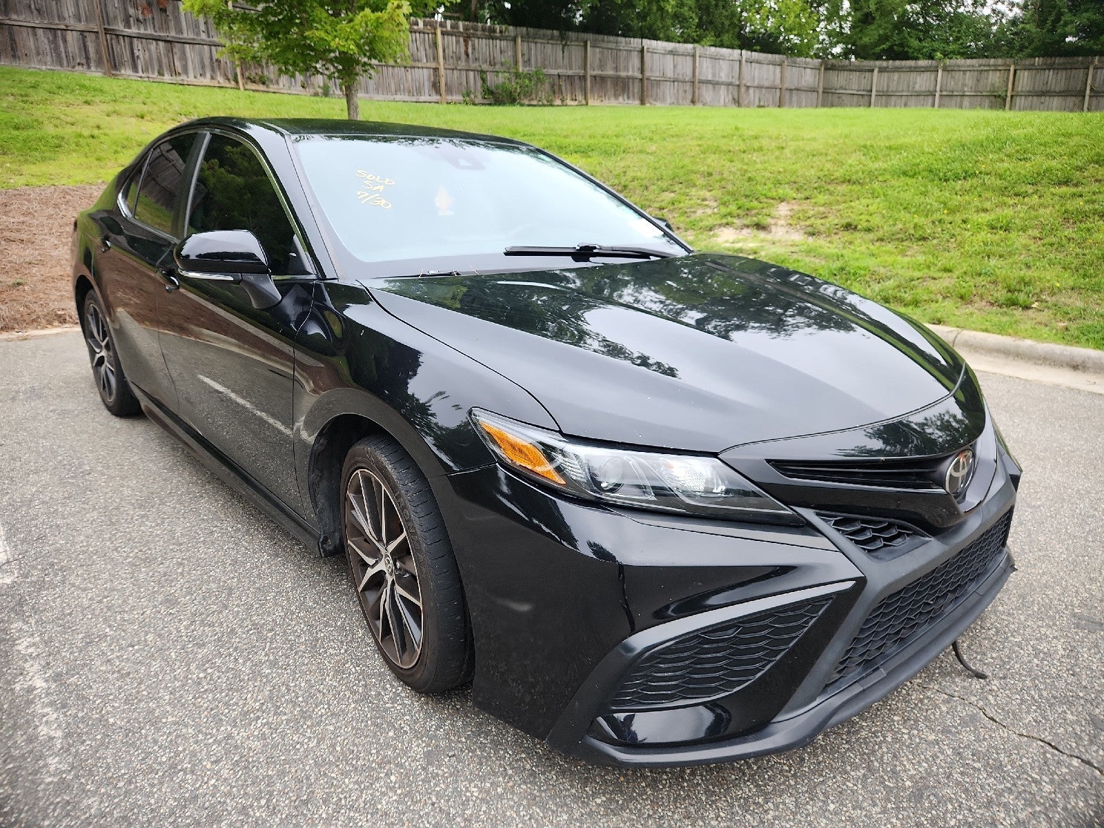 2022 Toyota Camry SE