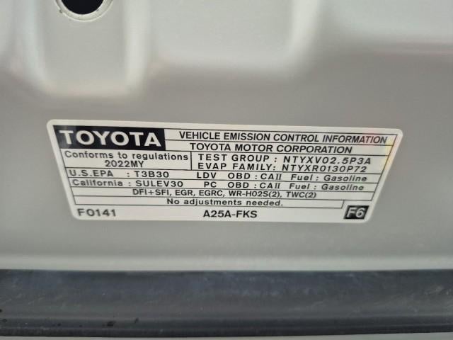 2022 Toyota Camry SE