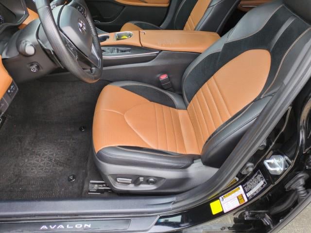 2022 Toyota Avalon Touring