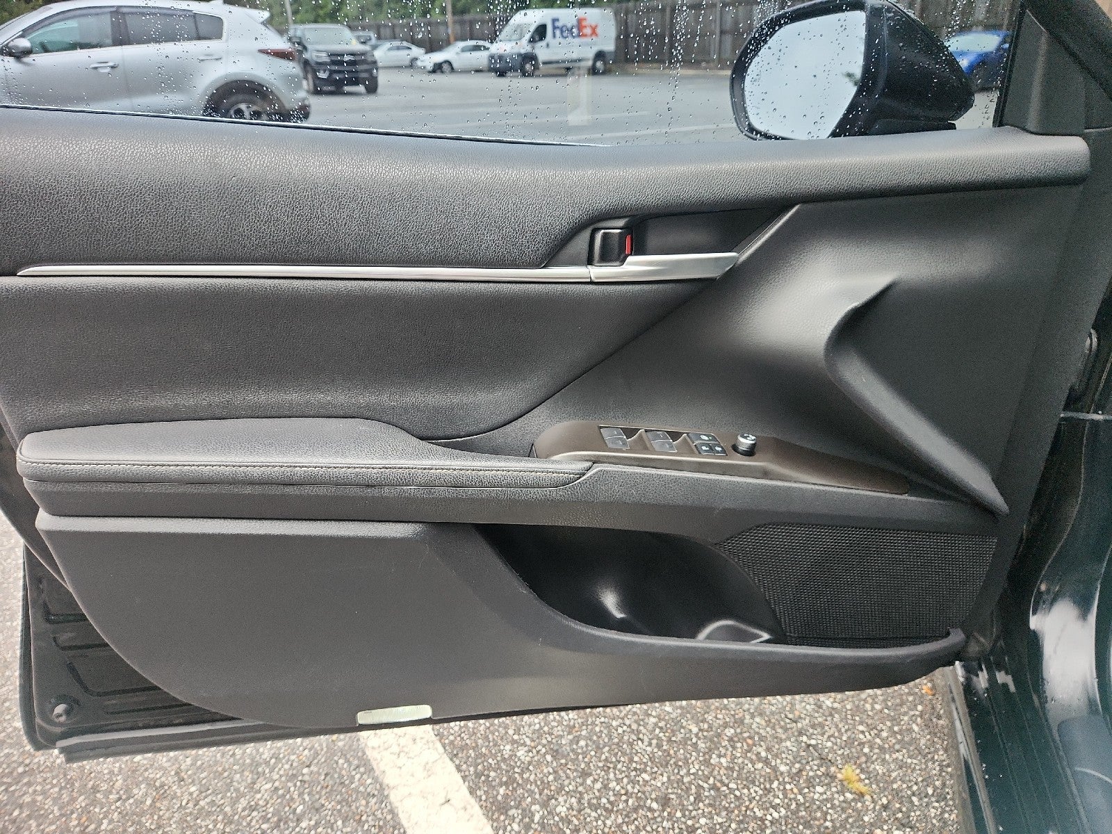 2021 Toyota Camry XSE - Photo 17