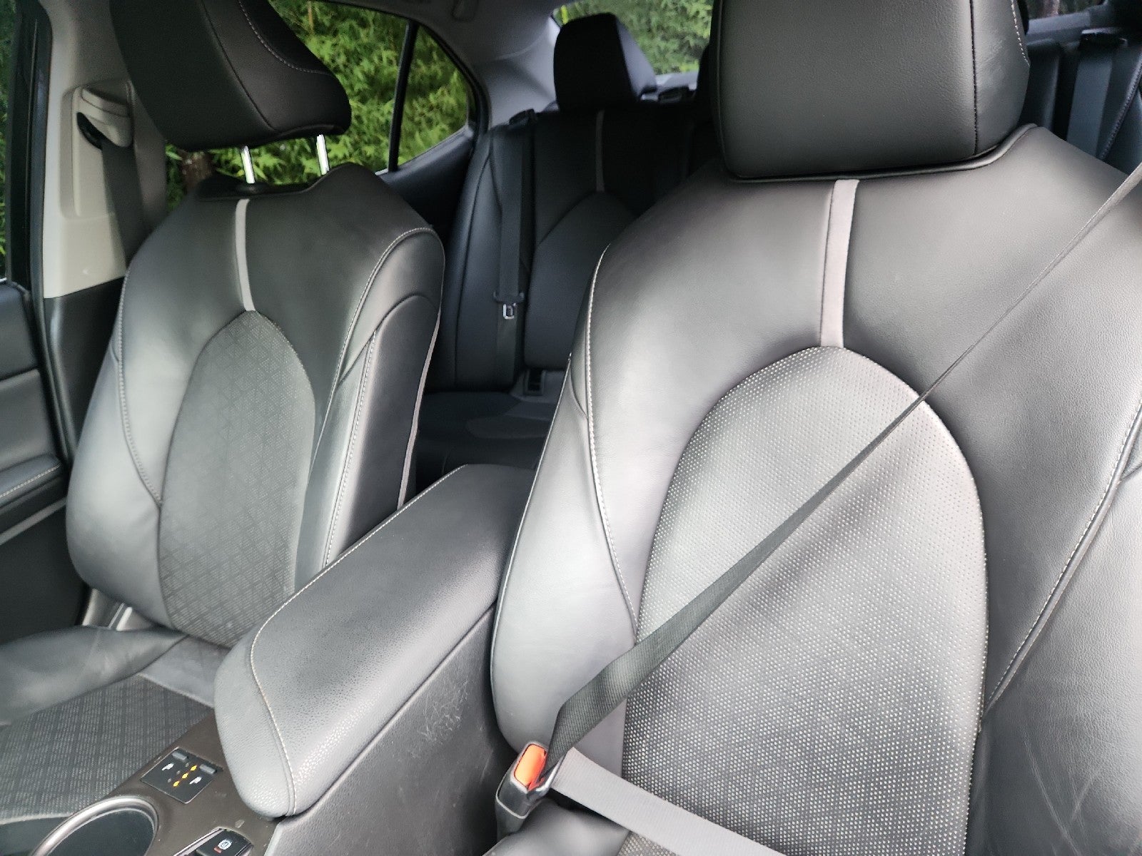 2021 Toyota Camry XSE - Photo 21