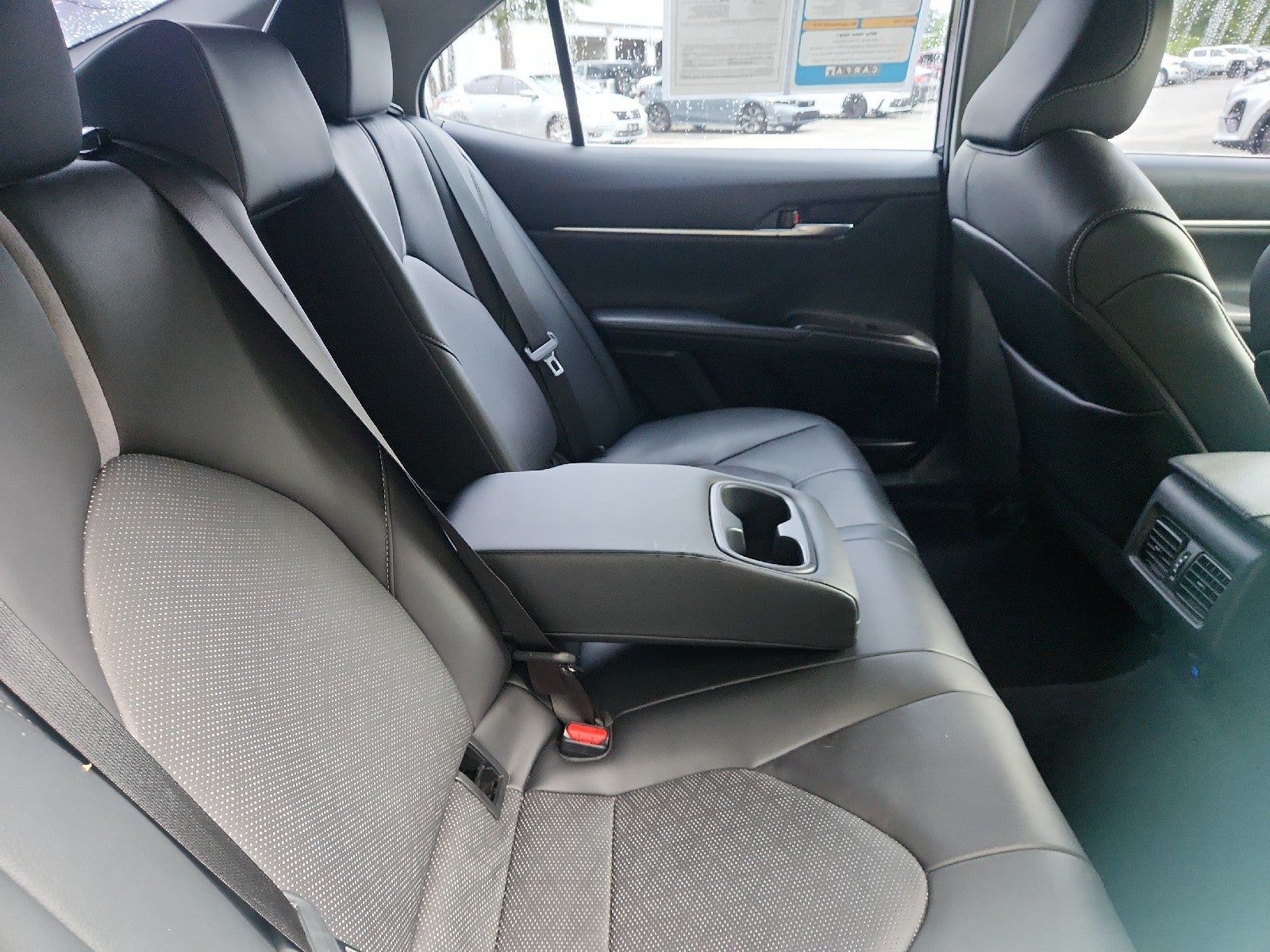 2021 Toyota Camry XSE - Photo 34