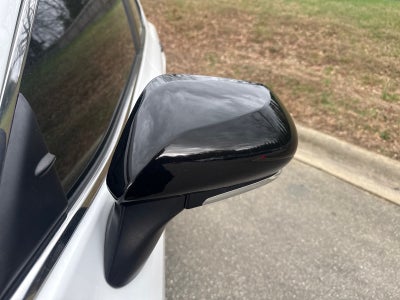 2022 Toyota Camry Hybrid SE