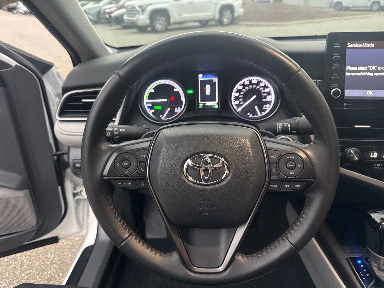 2022 Toyota Camry Hybrid SE