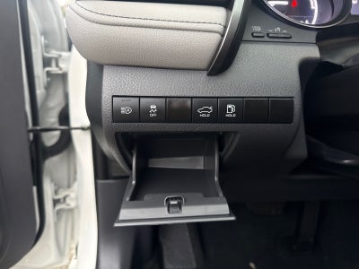 2022 Toyota Camry Hybrid SE