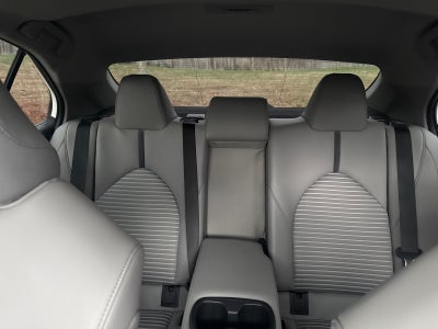 2022 Toyota Camry Hybrid SE