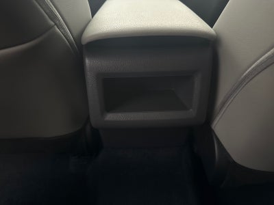 2022 Toyota Camry Hybrid SE