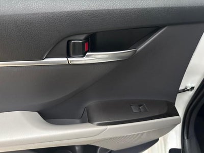 2022 Toyota Camry Hybrid SE