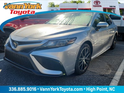 2024 Toyota Camry SE