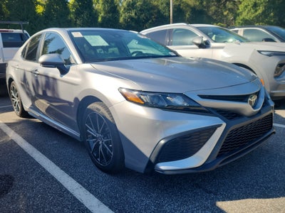 2024 Toyota Camry SE