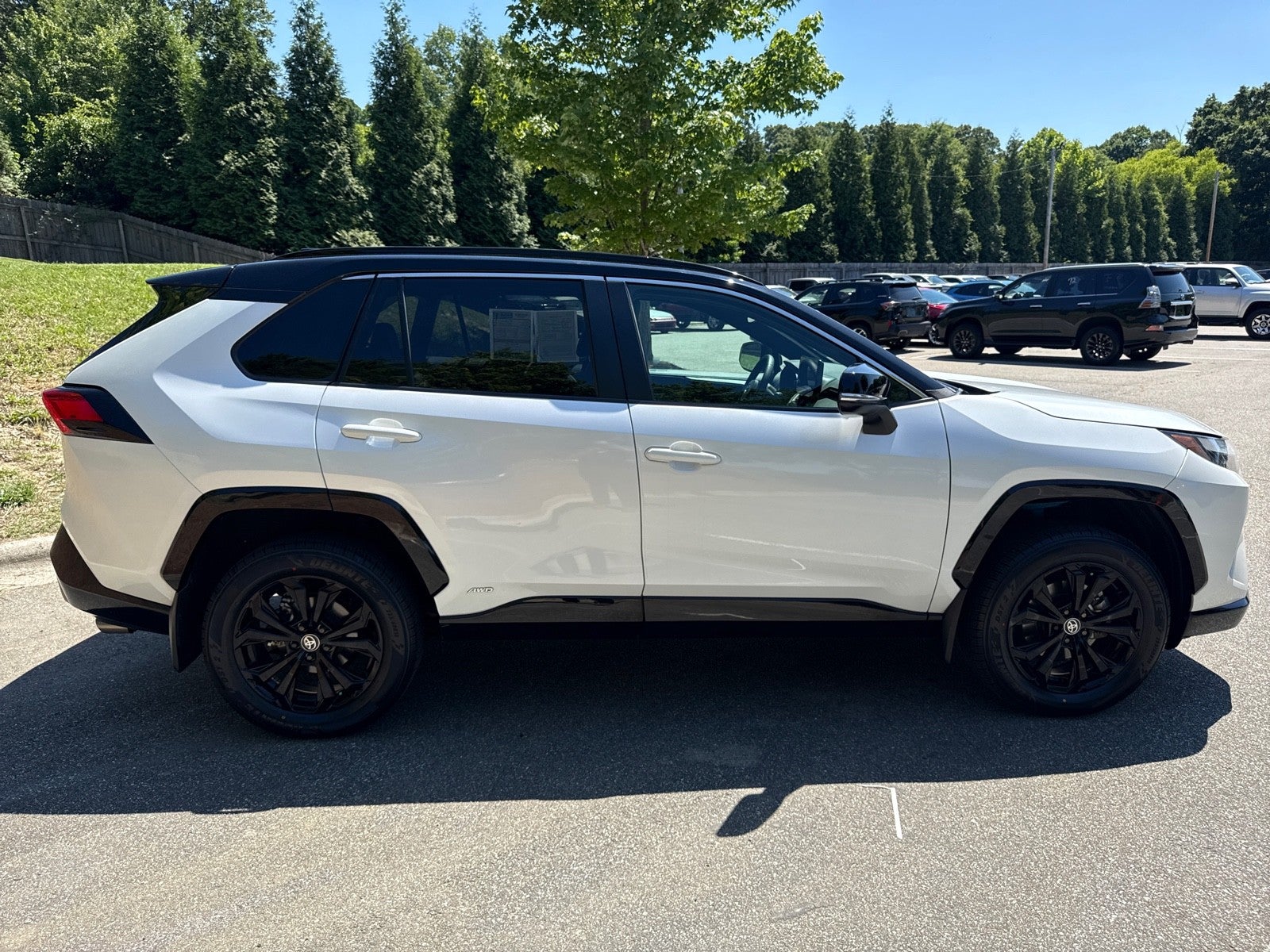 2024 Toyota RAV4 Hybrid XSE