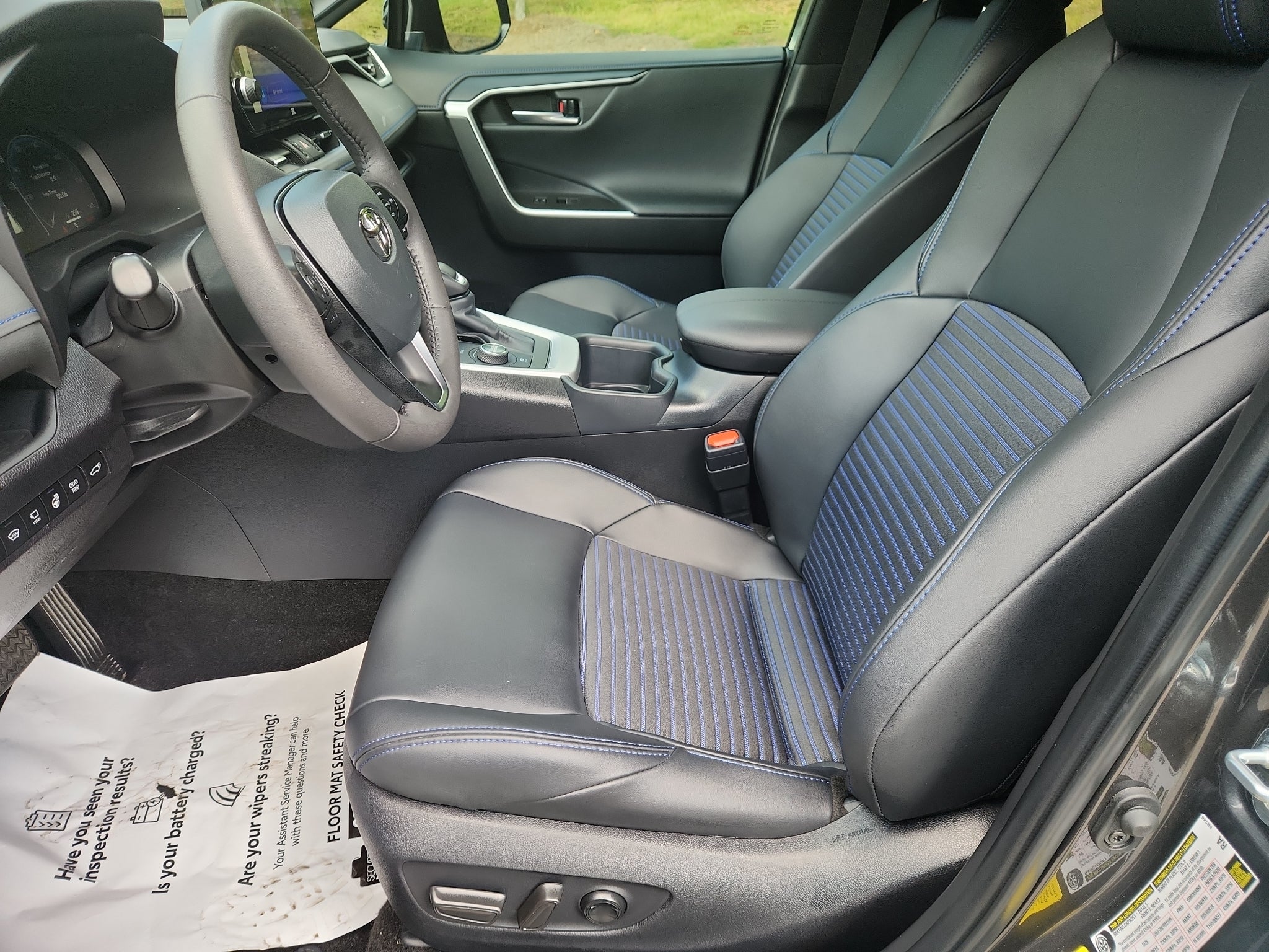 2025 Toyota RAV4 Hybrid Hybrid XSE