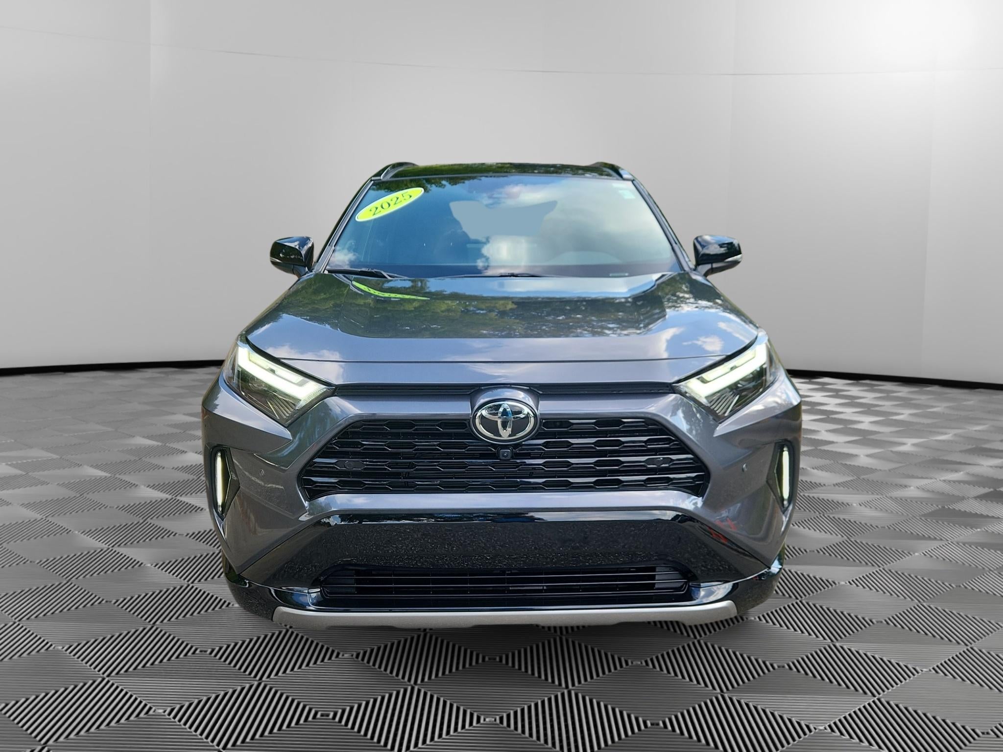 2025 Toyota RAV4 Hybrid Hybrid XSE