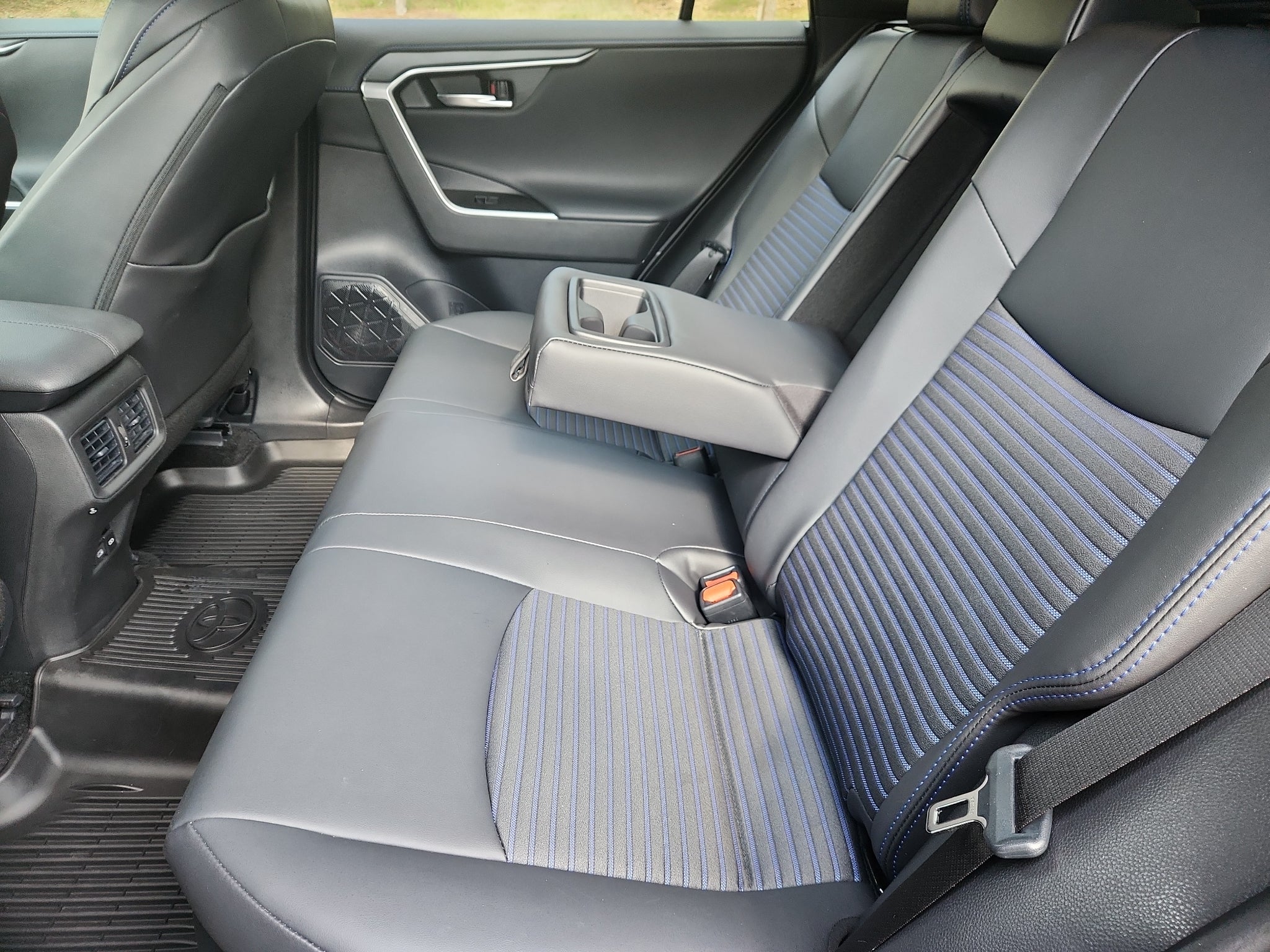 2025 Toyota RAV4 Hybrid Hybrid XSE