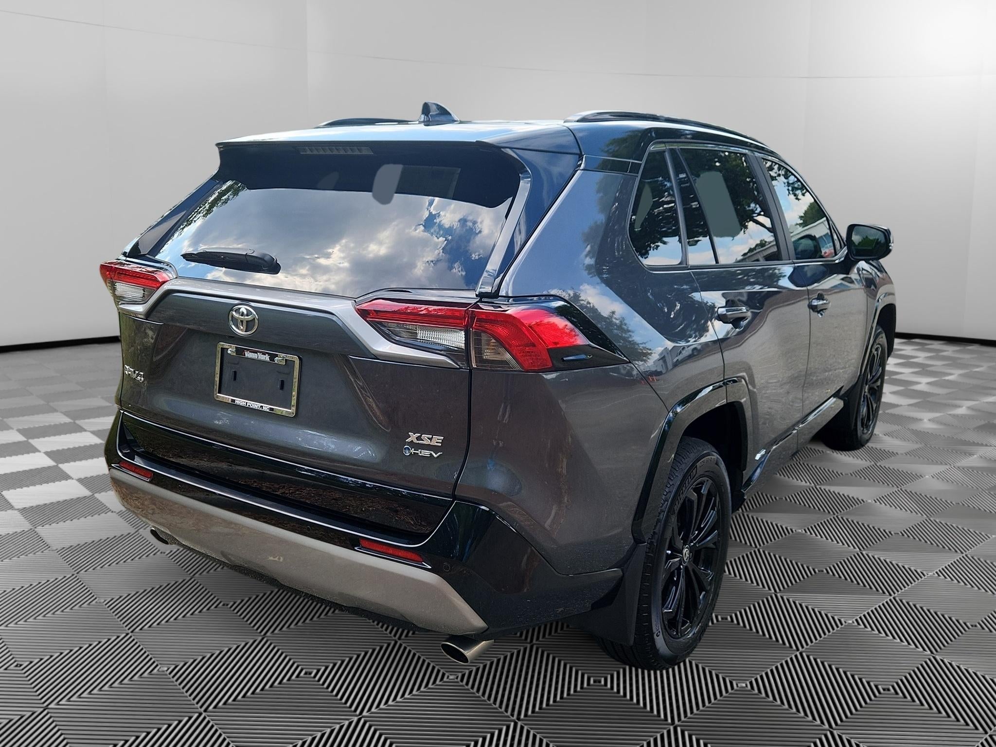 2025 Toyota RAV4 Hybrid Hybrid XSE