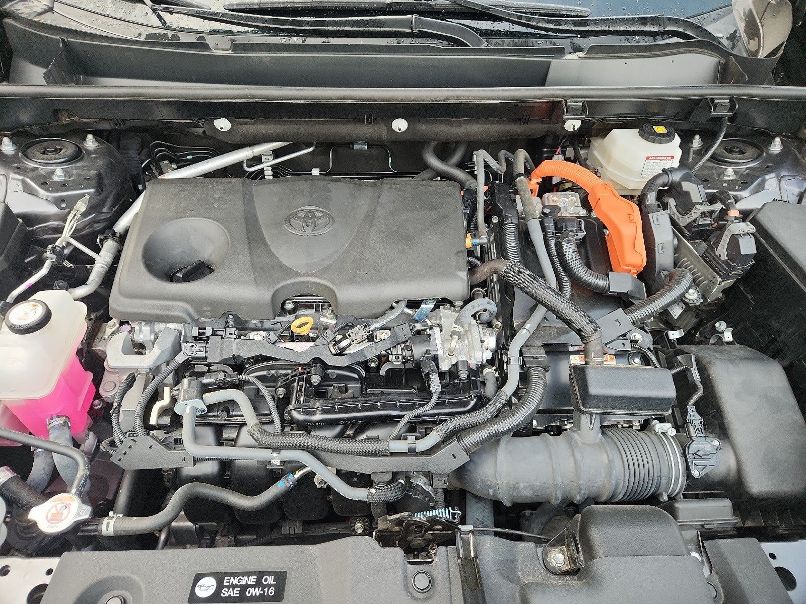 2022 Toyota RAV4 Hybrid XLE