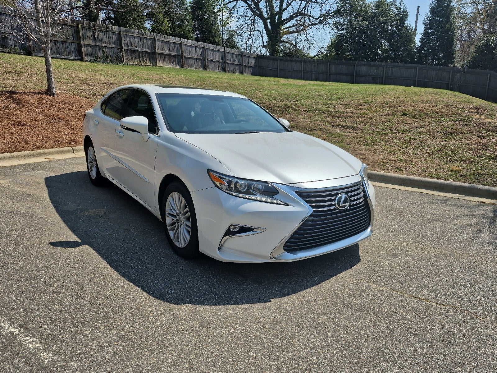 2016 Lexus ES 350 Luxury