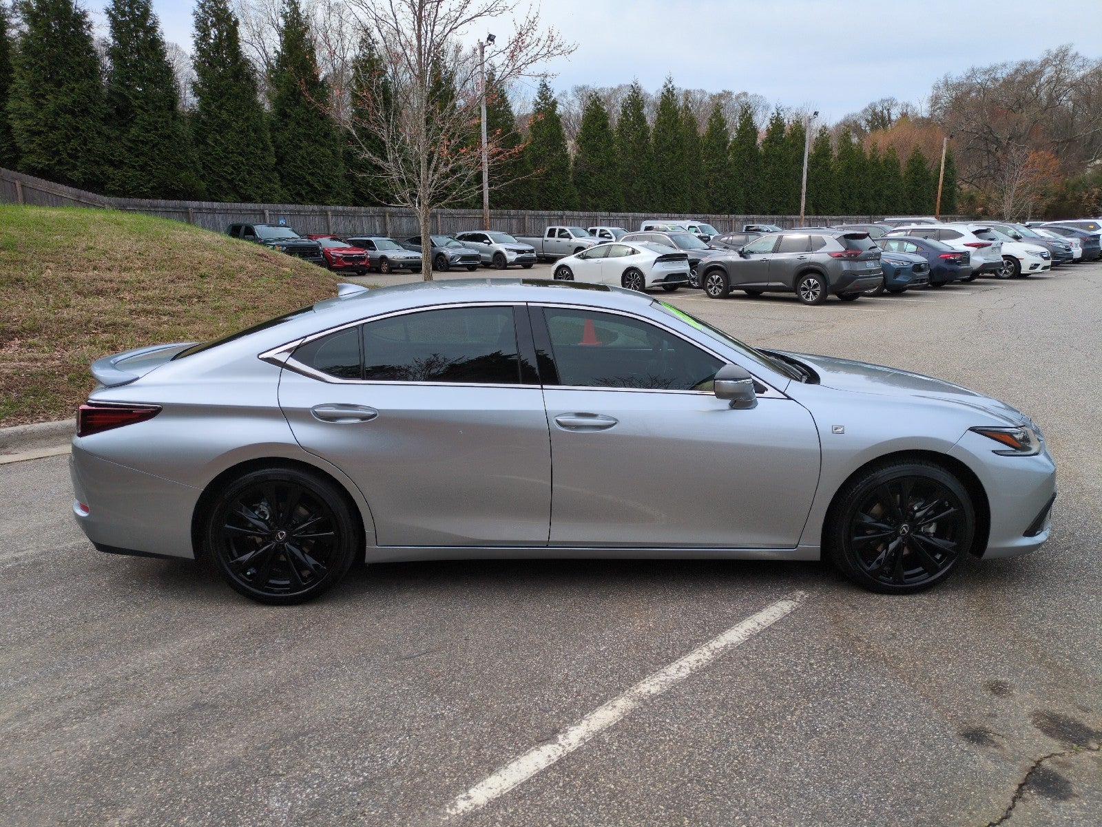 2023 Lexus ES ES 350 F SPORT Handling