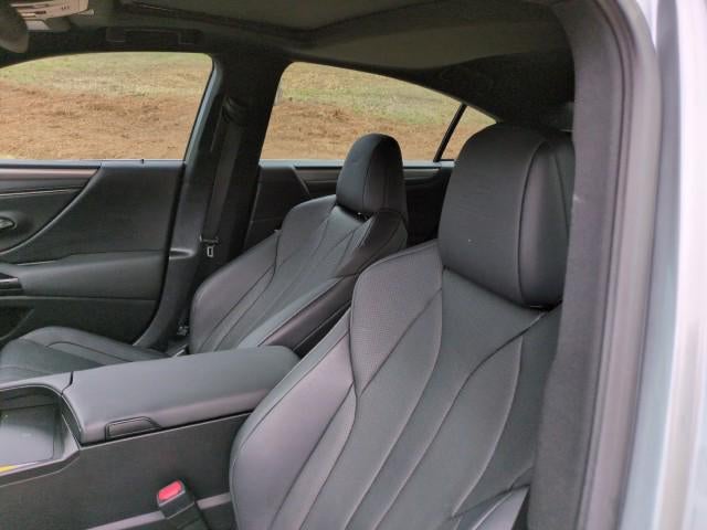 2023 Lexus ES ES 350 F SPORT Handling