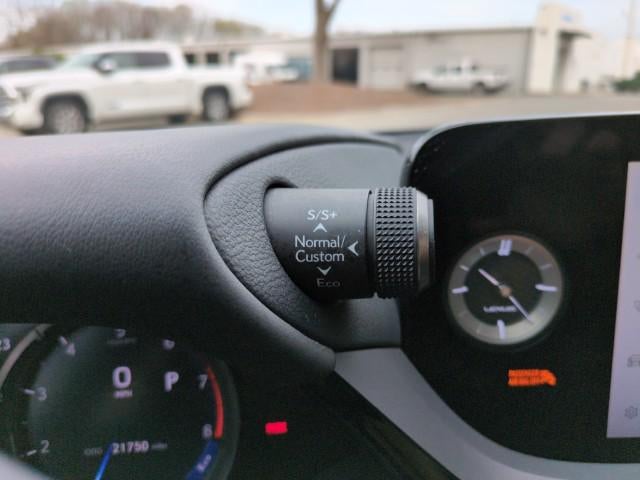 2023 Lexus ES ES 350 F SPORT Handling