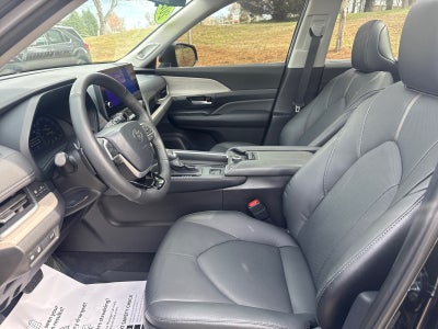 2025 Toyota Grand Highlander Platinum