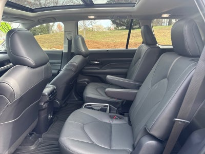 2025 Toyota Grand Highlander Platinum