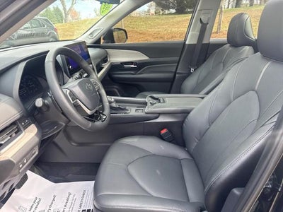 2025 Toyota Grand Highlander Platinum