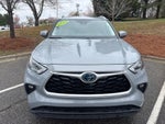 2022 Toyota Highlander Hybrid Bronze Edition