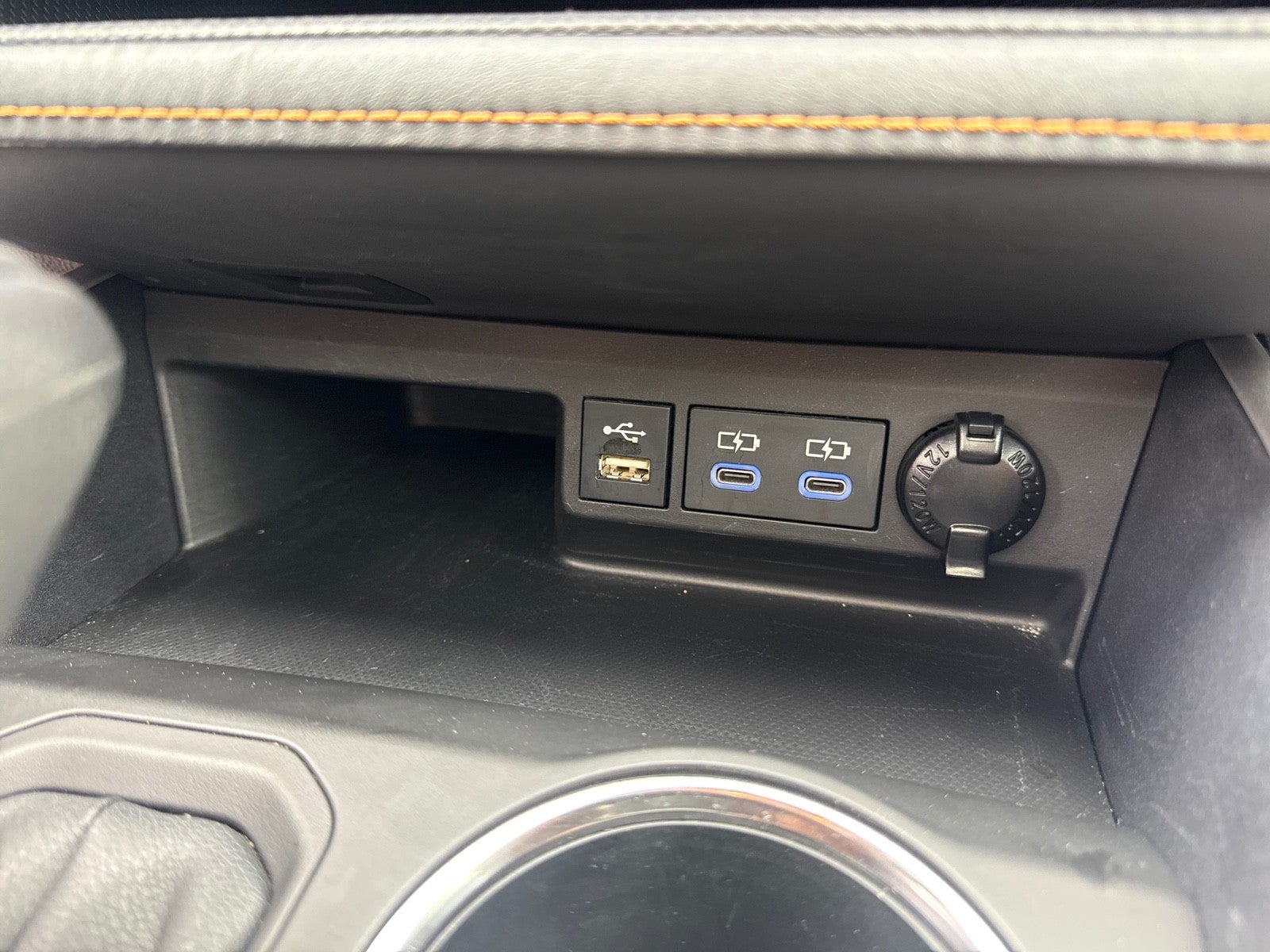 2022 Toyota Highlander Hybrid Bronze Edition