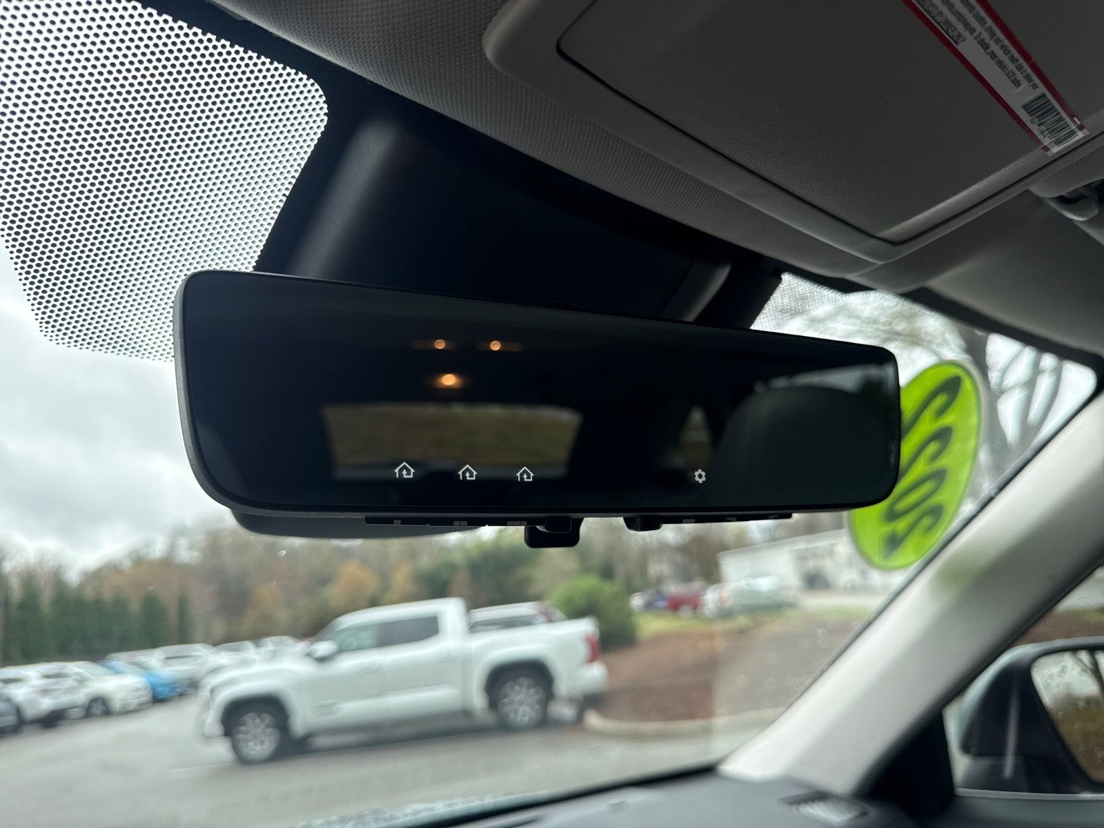 2022 Toyota Highlander Hybrid Bronze Edition