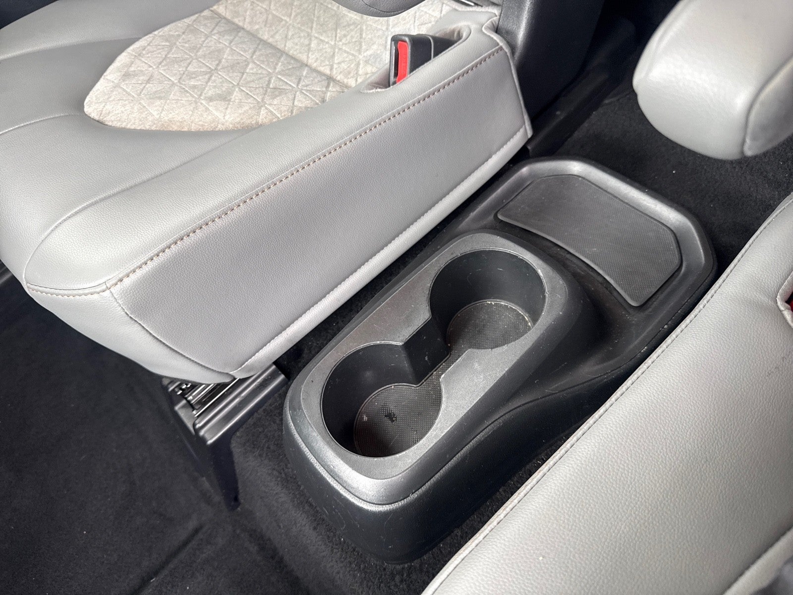 2022 Toyota Highlander Hybrid Bronze Edition