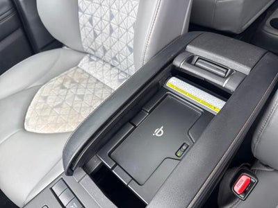 2022 Toyota Highlander Hybrid Bronze Edition